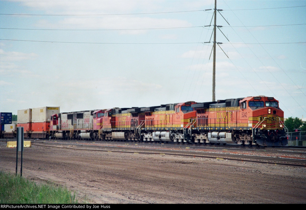 BNSF 5242 West